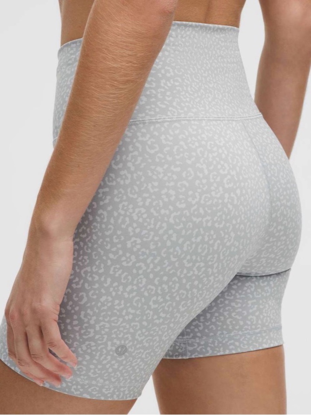 lululemon athletica Wunder Train Short 6” Leopard Daisy Starlight Multi 6